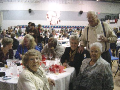 Table clockwise from left; Maureen (Beketa) and Lavalle Coleman, Mary Fenske,Red and Mary Sangster,Gladys MacDougall - Courtesy of the O'Bears